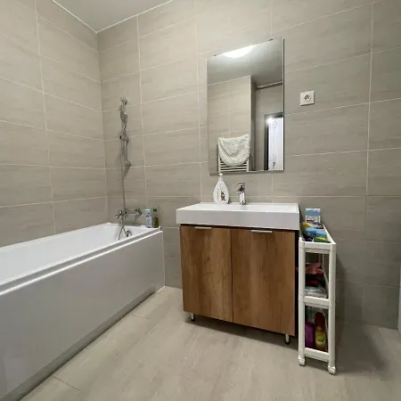 Szofi Apartman דירה *