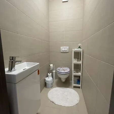 Szofi Apartman דירה